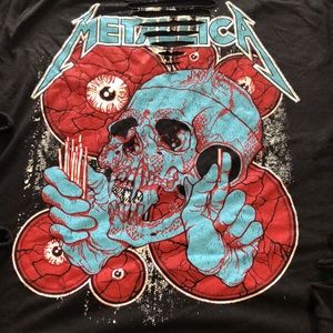 SOLD!! - Metallica top size 3x Torrid